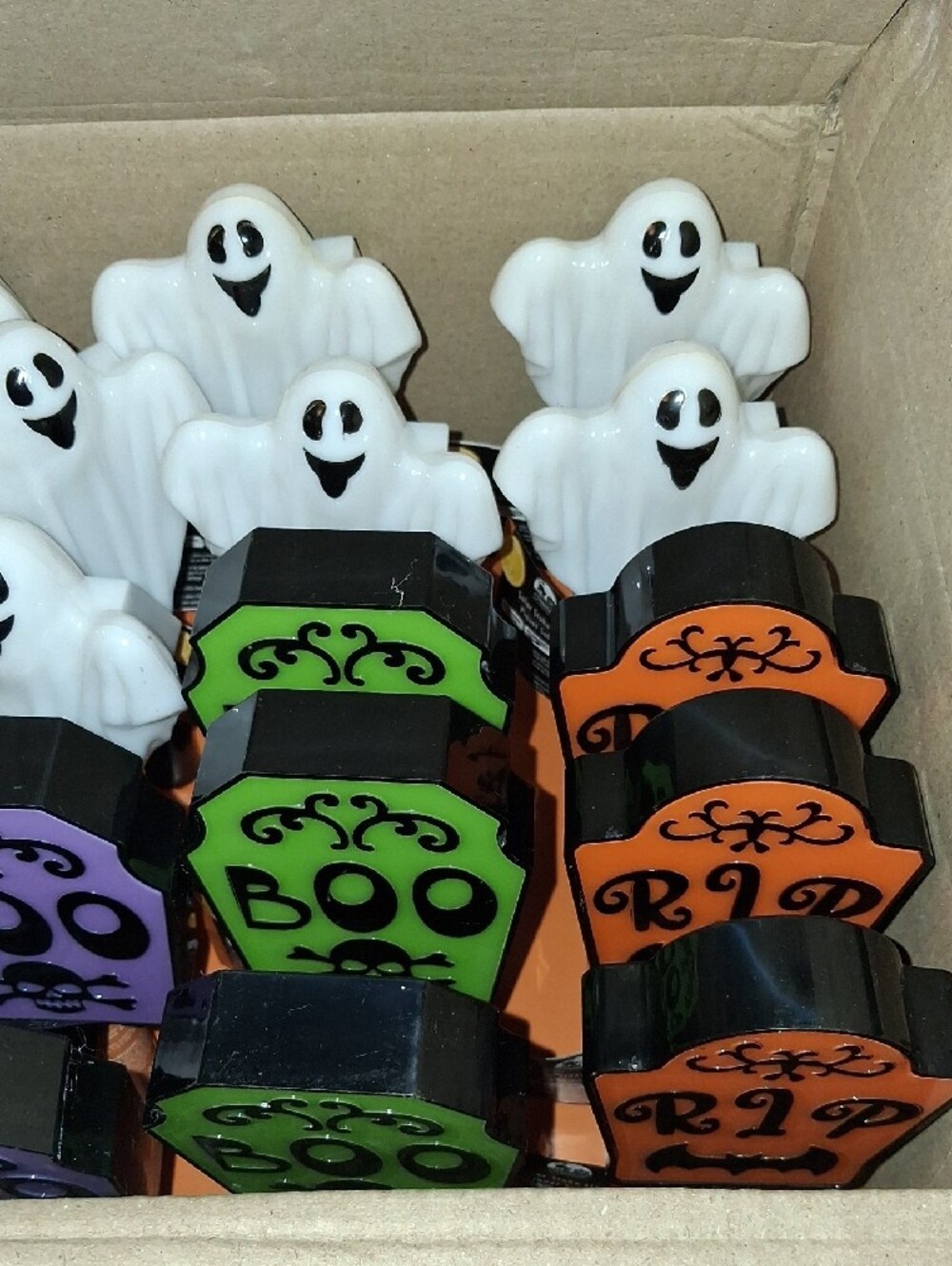 Halloween Solar Stakes Counter Display - Picture 5 of 10